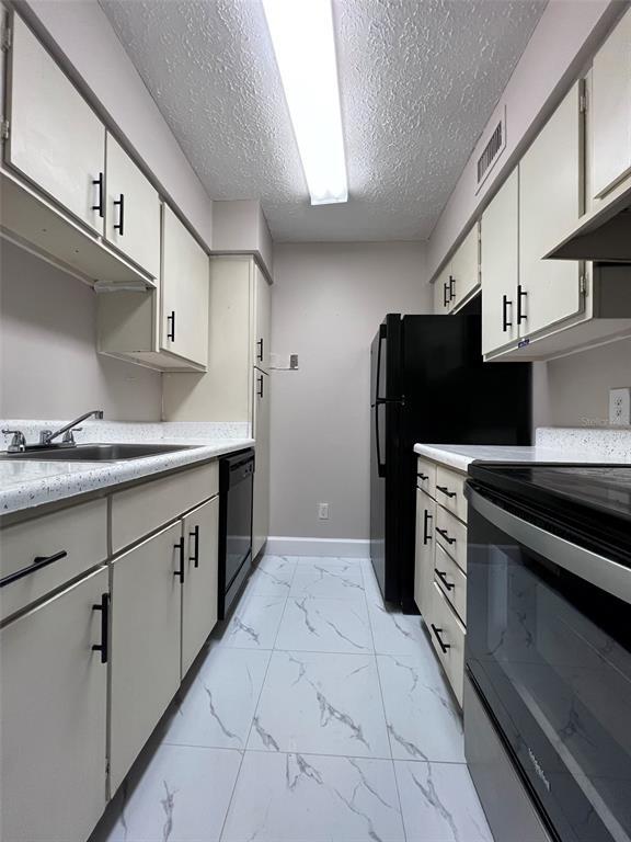 Building Photo - 305 Wymore Rd