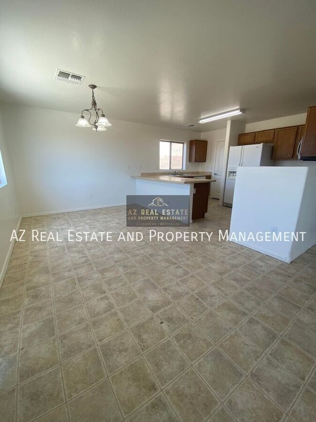 Building Photo - 4850 N 113th Dr