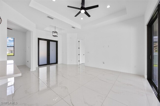 Building Photo - 1609 Nelson Rd N