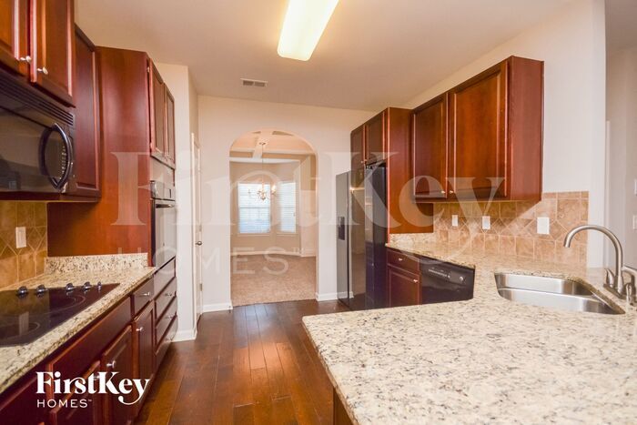 Building Photo - 9180 Gallitin Dr SW