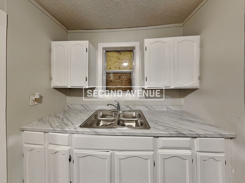 Building Photo - 2149 Yulee St