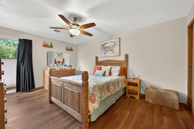 Building Photo - 1623 Lake Arbor Dr