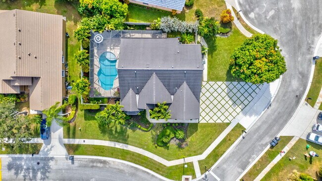Building Photo - 2470 Sandstone Ct