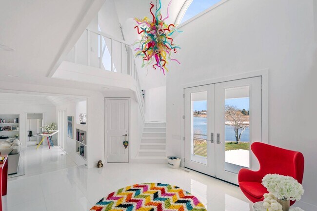 Building Photo - 64 West End Rd