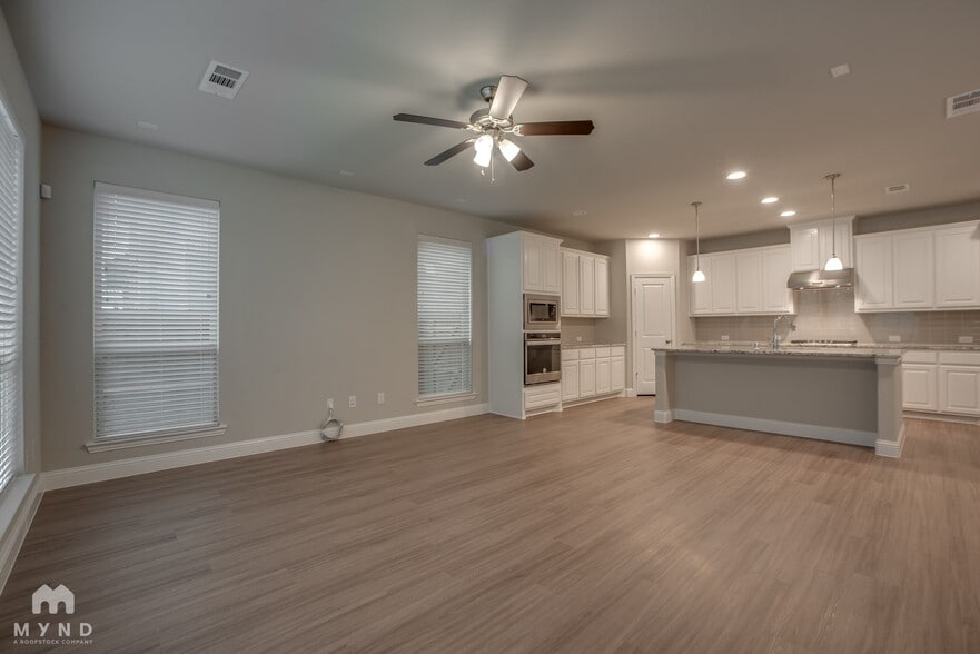 Building Photo - 3117 Damsel Sauvage Ln