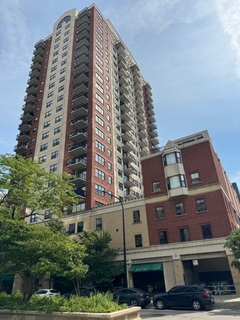 Building Photo - 1529 S State St