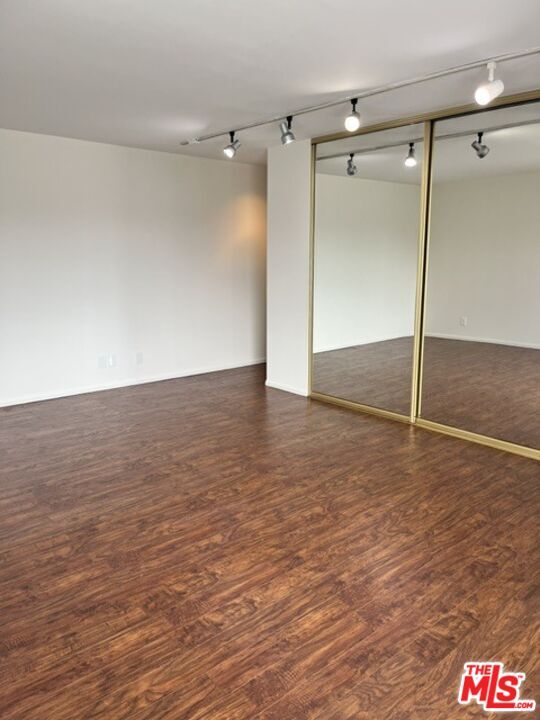 Building Photo - 2561 Mayfield Ave