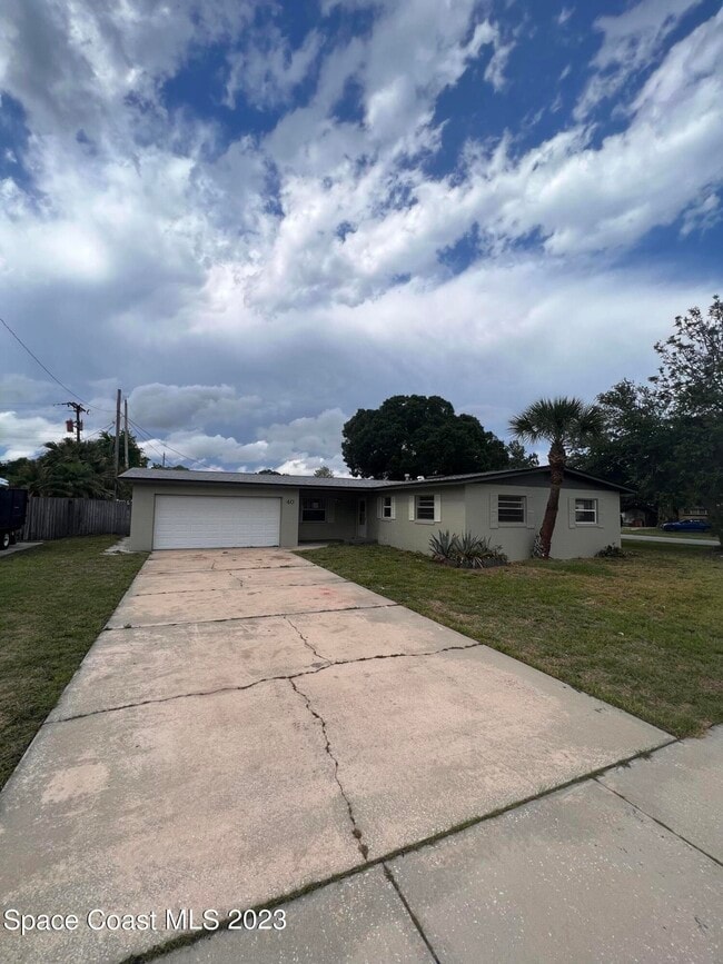 Building Photo - 40 Carib Dr