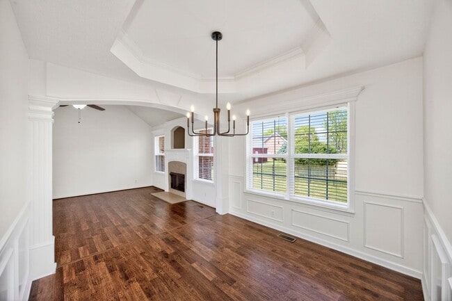 Building Photo - 197 Red Jacket Trce