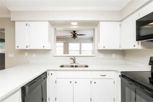 Building Photo - 3111 Mercer Rd