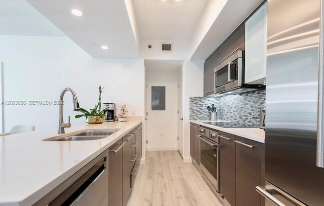 Building Photo - 55 SE 6th St