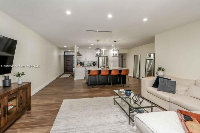 Building Photo - 16509 Fox Den Ct