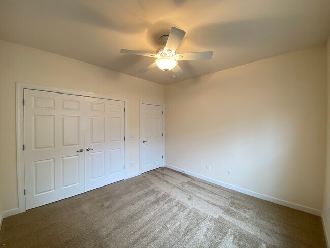 Building Photo - 4700 Ludwell Branch Ct