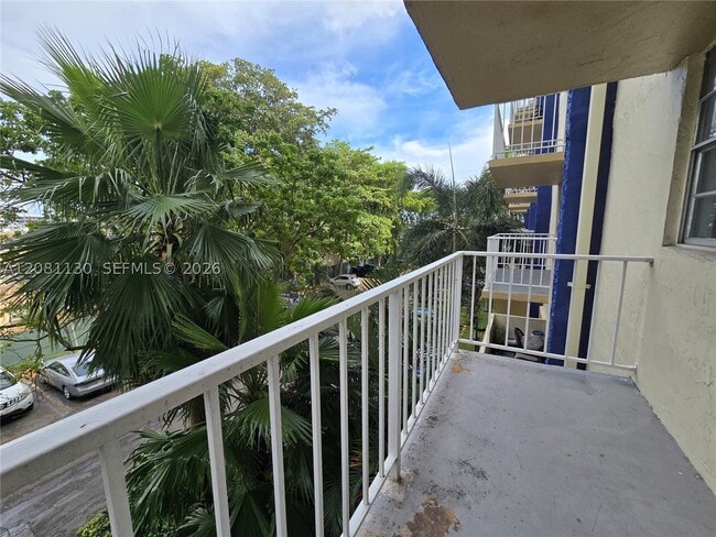 Building Photo - 4550 NW 9th St