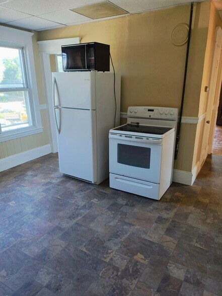 Building Photo - 36 Saint James Ave
