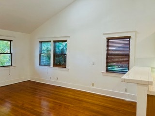 Building Photo - 612 Venezia Ave