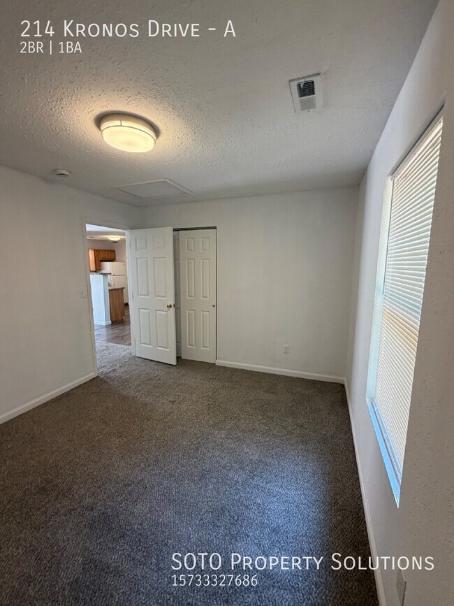 Building Photo - 214 Kronos Dr