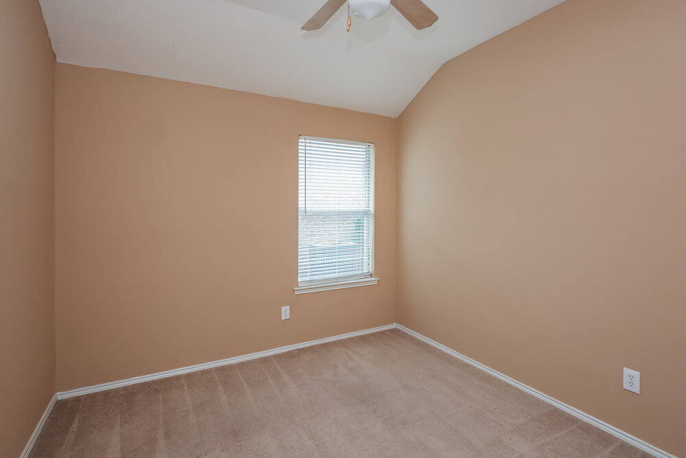 Building Photo - 1709 Heron Dr