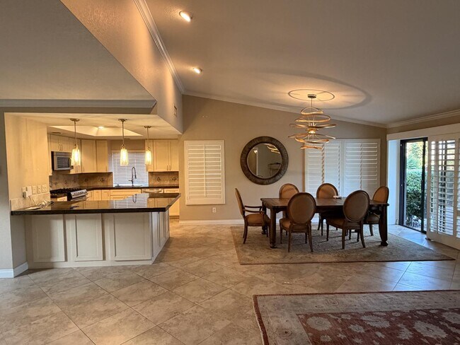 Building Photo - 39196 Sweetwater Dr