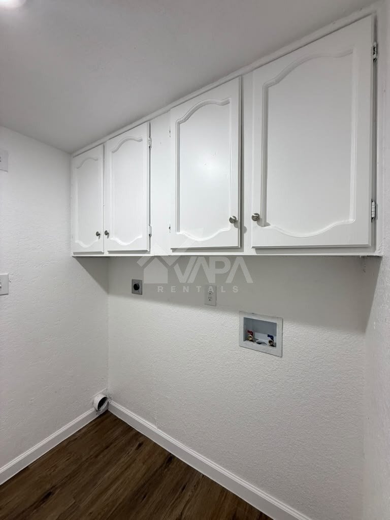 Building Photo - 7535 Rustic Trail