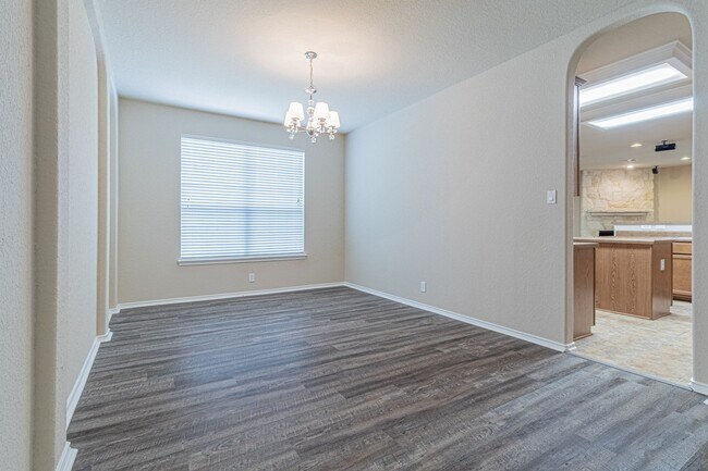 Building Photo - BEAUTIFUL 3 BD/2.5 BA IN SCHERTZ READY FOR...