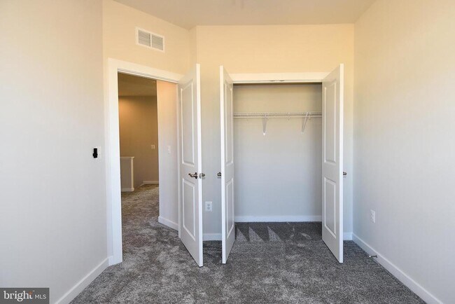 Building Photo - 1767 Hickory Wds Rd