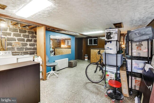 Building Photo - 1766 E St NE