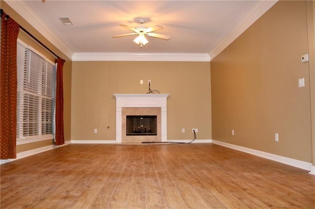 Building Photo - 607 Hidden Close