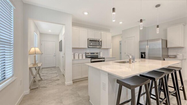 Building Photo - 6476 Silverstar Dr