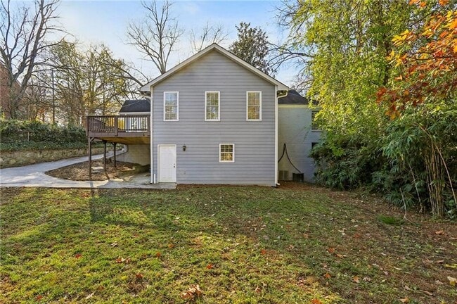 Building Photo - 22 Peachtree Hills Ave NE