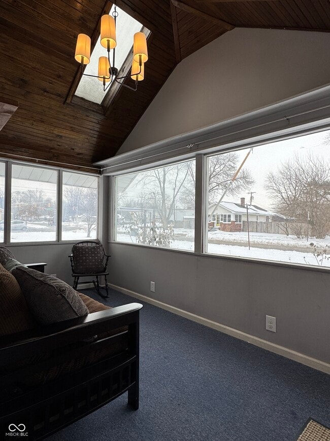 Building Photo - 6186 Evanston Ave