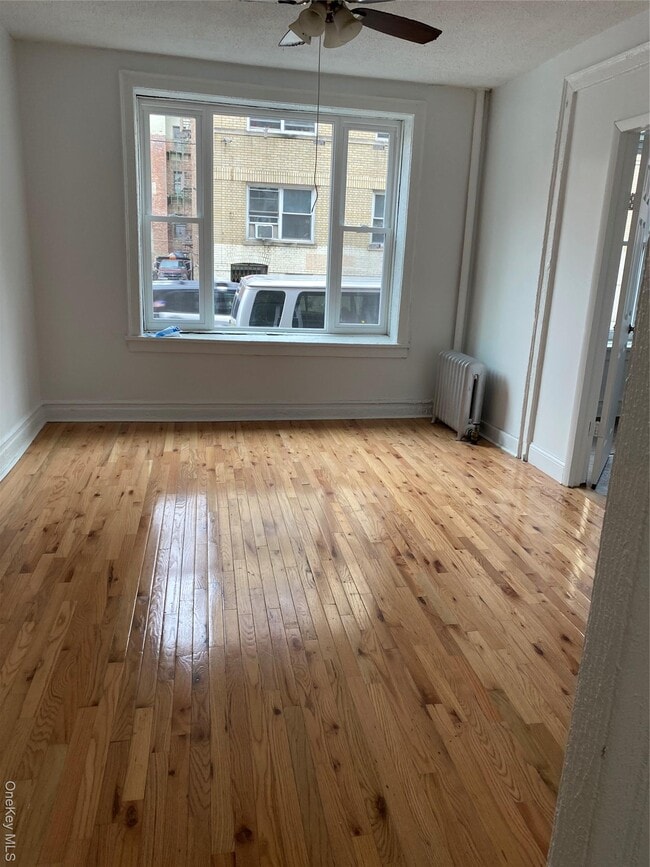 Building Photo - 154 Radford St