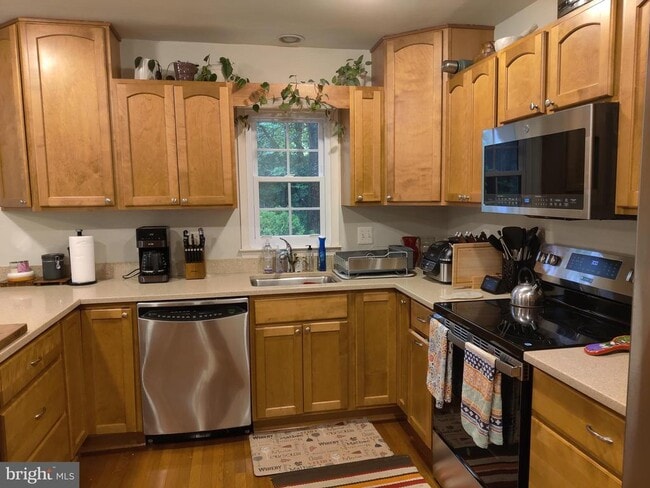 Building Photo - 9445 Park Hunt Ct