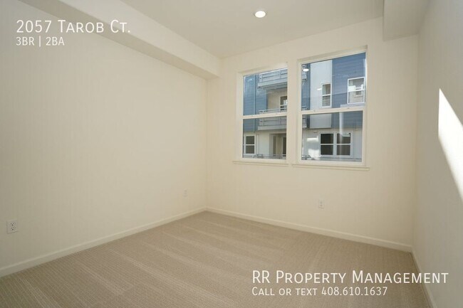 Building Photo - 2057 Tarob Ct