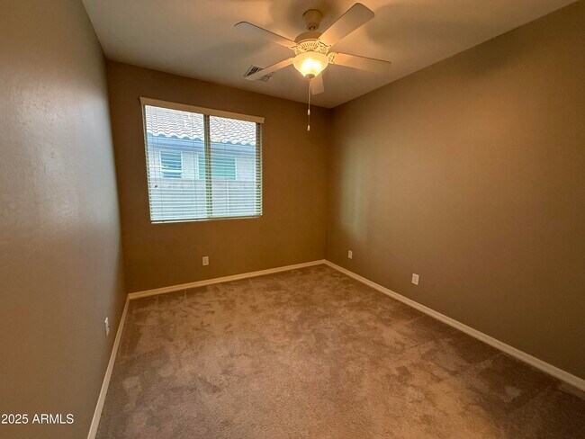 Building Photo - 276 E Coconino Dr