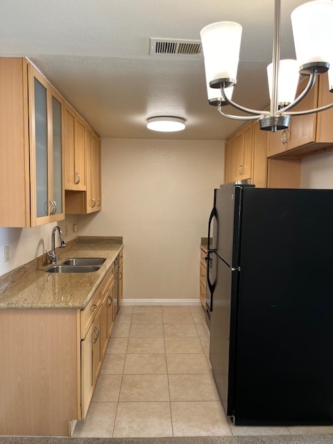 Building Photo - 5015 Valley Crest Dr