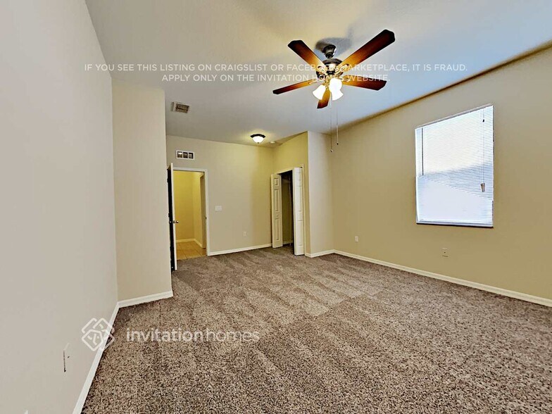 Building Photo - 878 Terranova Rd