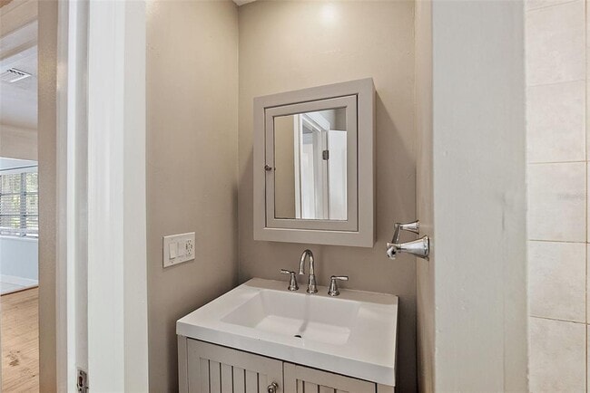 Building Photo - 769 Kirkwood Terrace N
