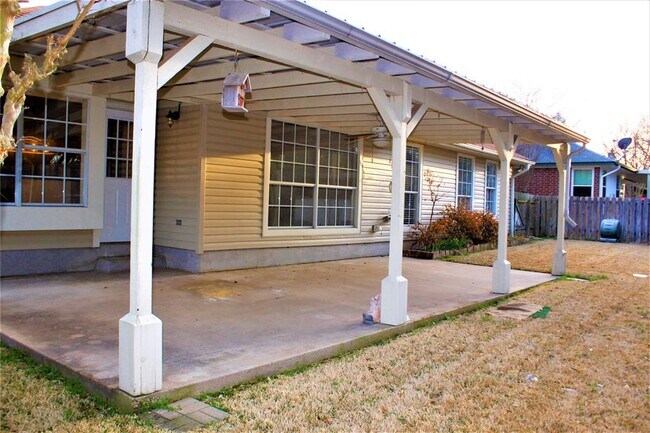 Building Photo - 9026 Brimstone Ln