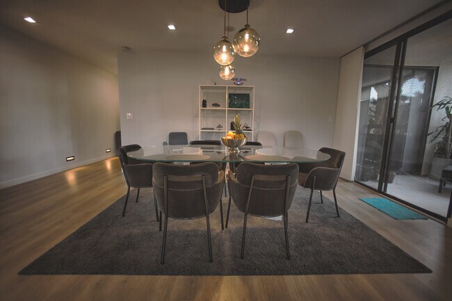 Building Photo - 8380 Waring Ave