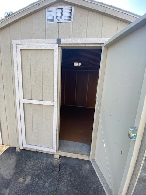 Shed - 7210 Amherst Ave