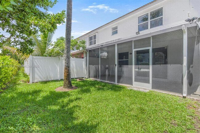 Building Photo - 136 SW 169th Ave