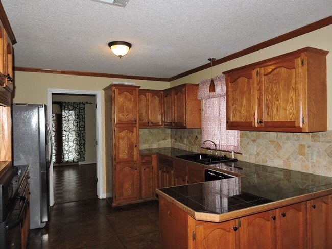 Building Photo - Great Home in Concord Estates