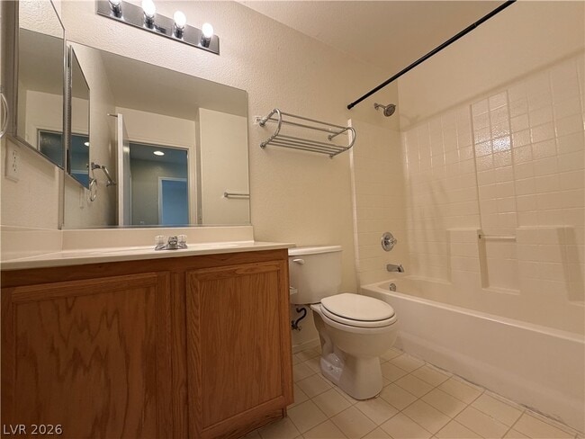 Building Photo - 10381 Coyote Cub Ave