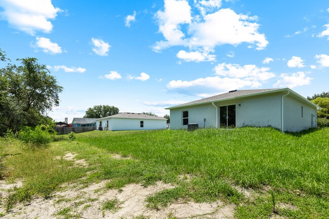 Building Photo - 14241 SW 34th Terrace Rd