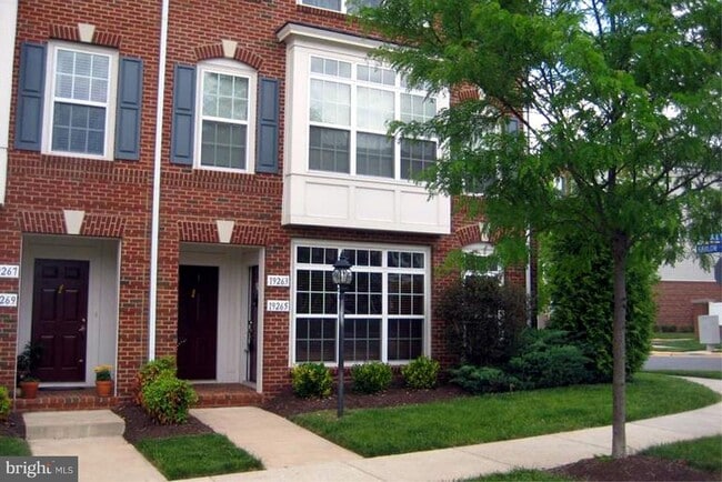 Building Photo - 19263 Winmeade Dr