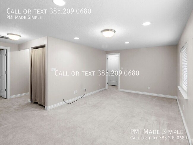 Building Photo - Spacious 5-Bed Home, Cedar Hills, Mountain...