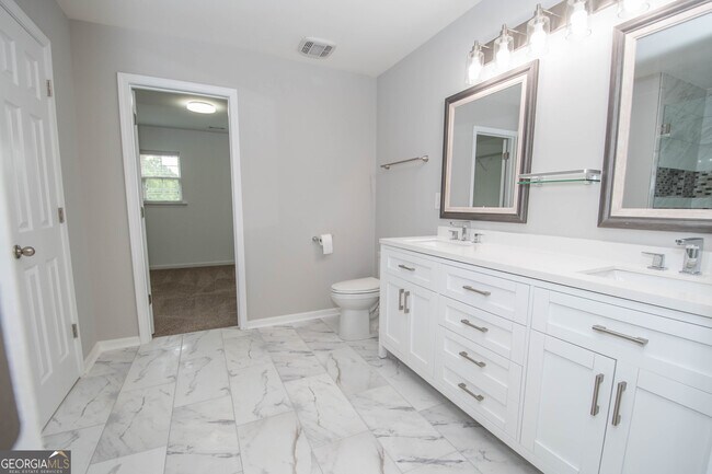 Building Photo - 179 Scenic Hills Dr
