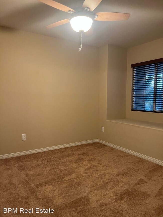 Building Photo - 4 br, 2 bath House - 6904 Trejo Dr