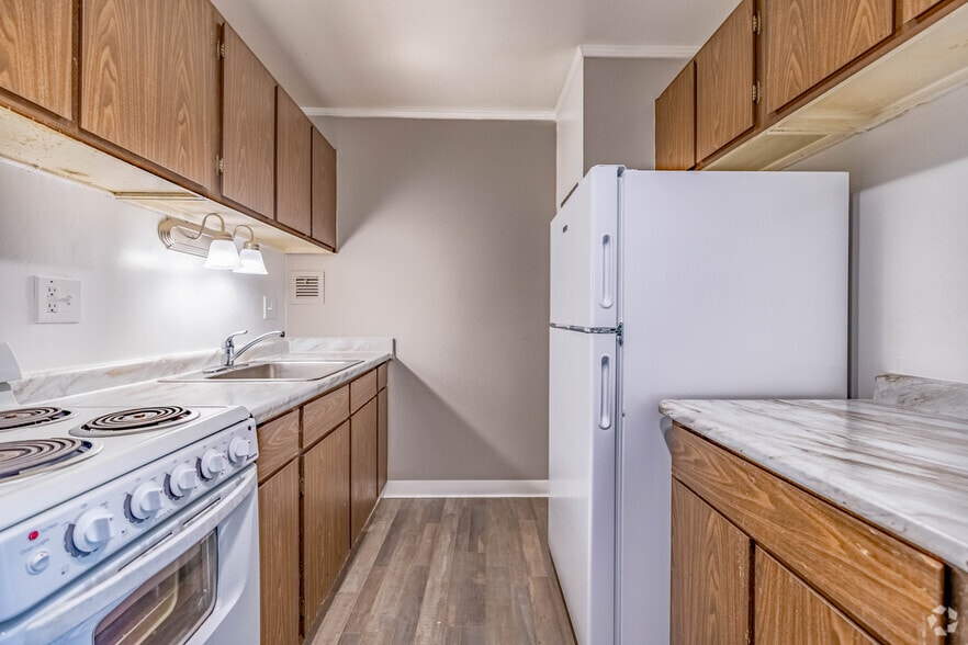 Primary Photo - Brookview Place